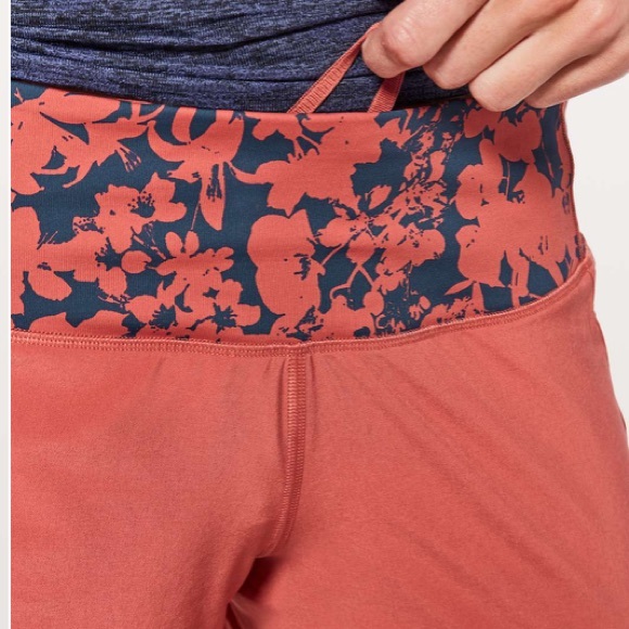 Lululemon Run Times Short ll - Picture 5 of 9